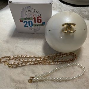 Chanel 2016 VIP pearl